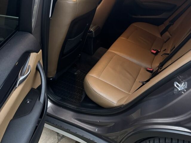 Коричневий БМВ Х1, об'ємом двигуна 2 л та пробігом 206 тис. км за 13700 $, фото 11 на Automoto.ua