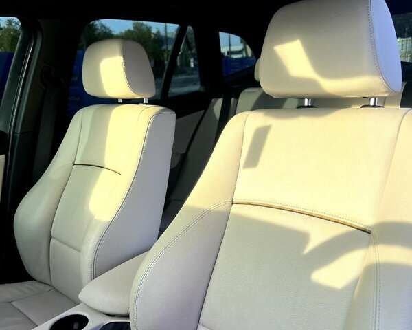 Коричневый БМВ Х1, объемом двигателя 3 л и пробегом 157 тыс. км за 9900 $, фото 15 на Automoto.ua