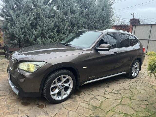 Коричневий БМВ Х1, об'ємом двигуна 2 л та пробігом 206 тис. км за 13700 $, фото 1 на Automoto.ua