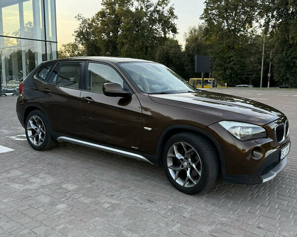 Коричневый БМВ Х1, объемом двигателя 2 л и пробегом 138 тыс. км за 13699 $, фото 11 на Automoto.ua