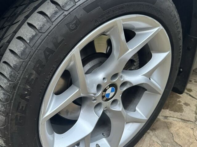 Коричневий БМВ Х1, об'ємом двигуна 2 л та пробігом 206 тис. км за 13700 $, фото 4 на Automoto.ua