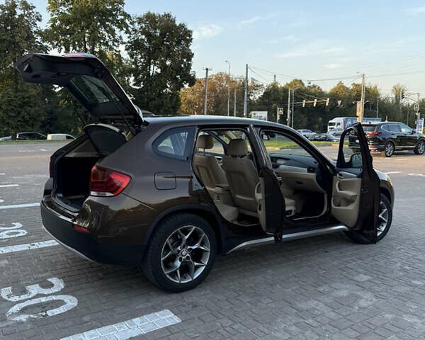 Коричневый БМВ Х1, объемом двигателя 2 л и пробегом 138 тыс. км за 13699 $, фото 16 на Automoto.ua