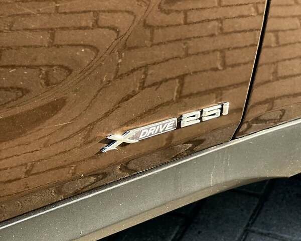 Коричневый БМВ Х1, объемом двигателя 3 л и пробегом 157 тыс. км за 9900 $, фото 6 на Automoto.ua