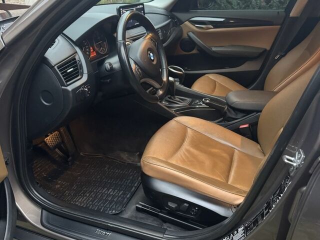 Коричневий БМВ Х1, об'ємом двигуна 2 л та пробігом 206 тис. км за 13700 $, фото 5 на Automoto.ua