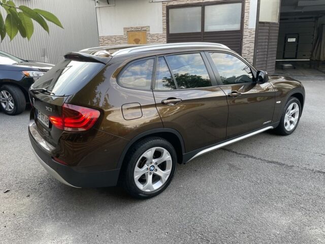 Коричневий БМВ Х1, об'ємом двигуна 2 л та пробігом 150 тис. км за 12800 $, фото 3 на Automoto.ua