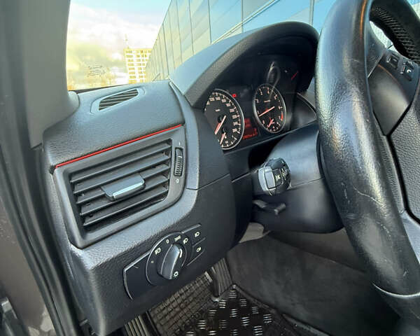 Коричневый БМВ Х1, объемом двигателя 2 л и пробегом 80 тыс. км за 10300 $, фото 24 на Automoto.ua