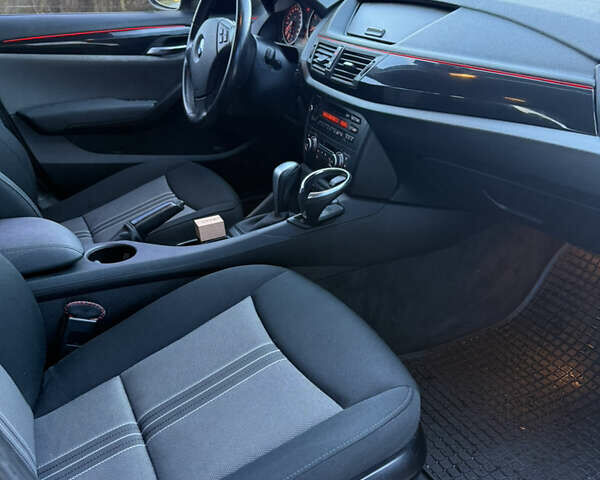 Коричневый БМВ Х1, объемом двигателя 2 л и пробегом 79 тыс. км за 12000 $, фото 25 на Automoto.ua