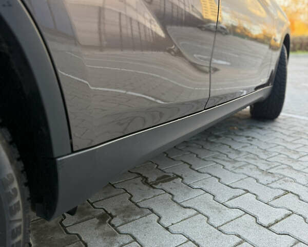 Коричневый БМВ Х1, объемом двигателя 2 л и пробегом 80 тыс. км за 10300 $, фото 9 на Automoto.ua