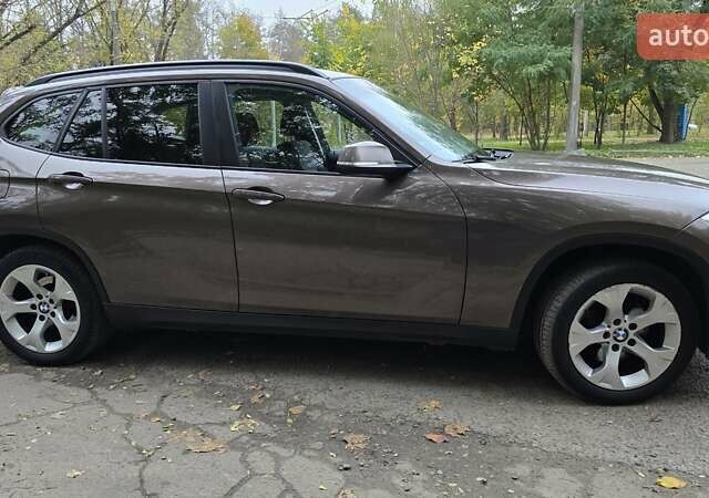 БМВ Х1 2012 в Киеве на Automoto.ua Коричневый БМВ Х1, объемом двигателя 2 л и пробегом 261 тыс. км за 13500 $, фото 10 на Automoto.ua