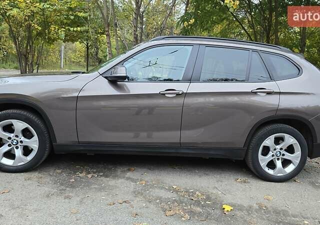 БМВ Х1 2012 в Киеве на Automoto.ua Коричневый БМВ Х1, объемом двигателя 2 л и пробегом 261 тыс. км за 13500 $, фото 11 на Automoto.ua