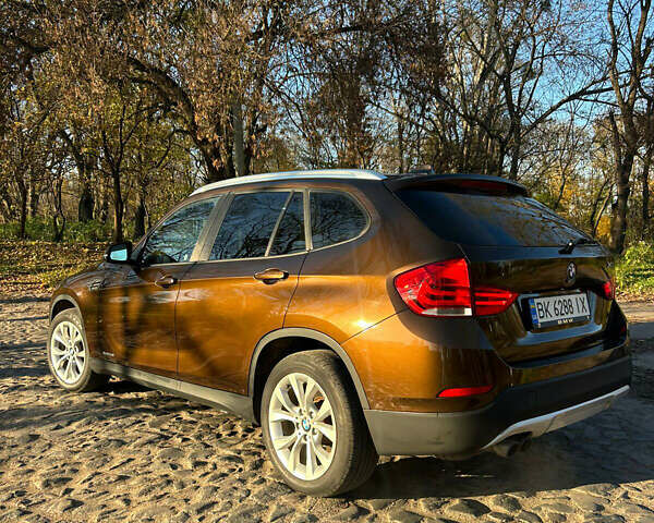 Коричневый БМВ Х1, объемом двигателя 2 л и пробегом 273 тыс. км за 11300 $, фото 19 на Automoto.ua