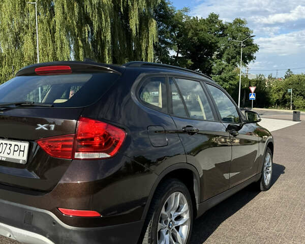 Коричневый БМВ Х1, объемом двигателя 2 л и пробегом 109 тыс. км за 12000 $, фото 2 на Automoto.ua