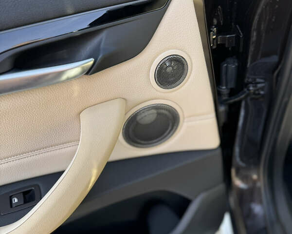 Коричневый БМВ Х1, объемом двигателя 2 л и пробегом 148 тыс. км за 17999 $, фото 25 на Automoto.ua