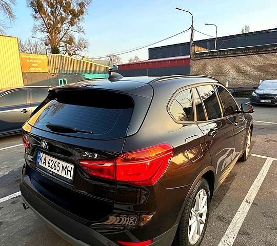 Коричневый БМВ Х1, объемом двигателя 2 л и пробегом 85 тыс. км за 23000 $, фото 1 на Automoto.ua