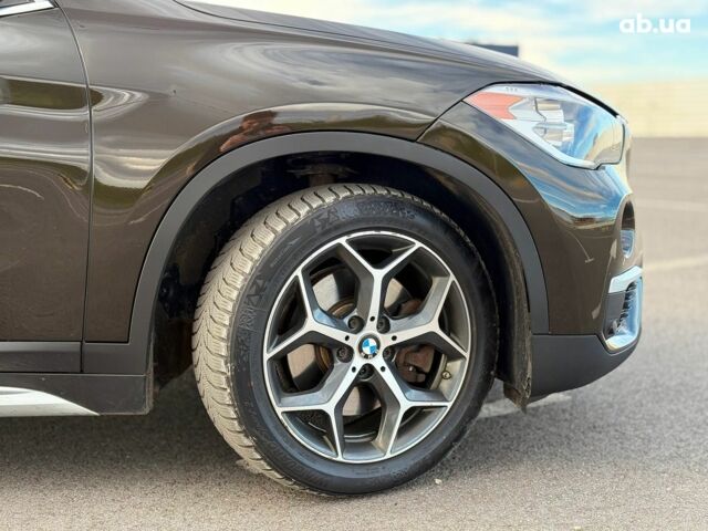 Коричневий БМВ Х1, об'ємом двигуна 2 л та пробігом 194 тис. км за 16990 $, фото 5 на Automoto.ua