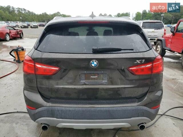 Коричневый БМВ Х1, объемом двигателя 2 л и пробегом 100 тыс. км за 3000 $, фото 3 на Automoto.ua