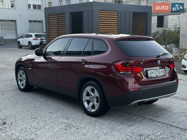 Красный БМВ Х1, объемом двигателя 2 л и пробегом 204 тыс. км за 12500 $, фото 1 на Automoto.ua