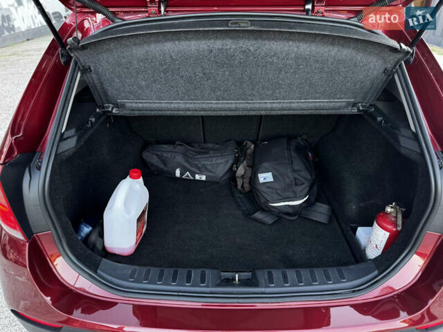 Красный БМВ Х1, объемом двигателя 2 л и пробегом 204 тыс. км за 12500 $, фото 24 на Automoto.ua