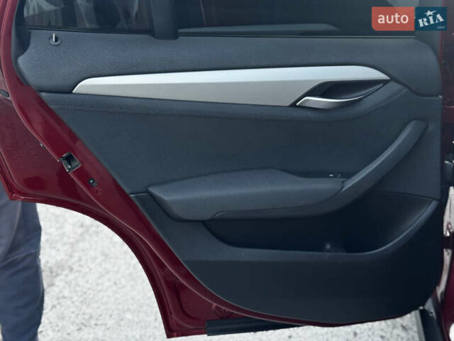 Красный БМВ Х1, объемом двигателя 2 л и пробегом 204 тыс. км за 12500 $, фото 18 на Automoto.ua