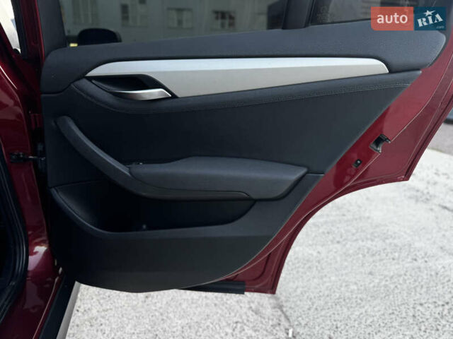 Красный БМВ Х1, объемом двигателя 2 л и пробегом 204 тыс. км за 12500 $, фото 26 на Automoto.ua