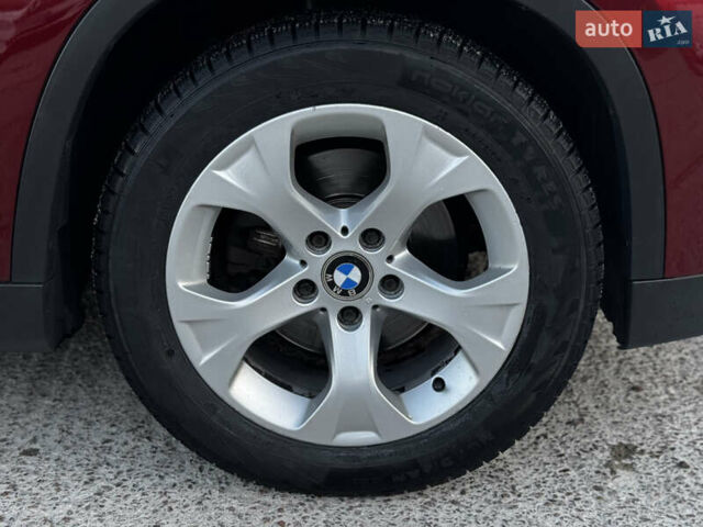 Красный БМВ Х1, объемом двигателя 2 л и пробегом 204 тыс. км за 12500 $, фото 12 на Automoto.ua