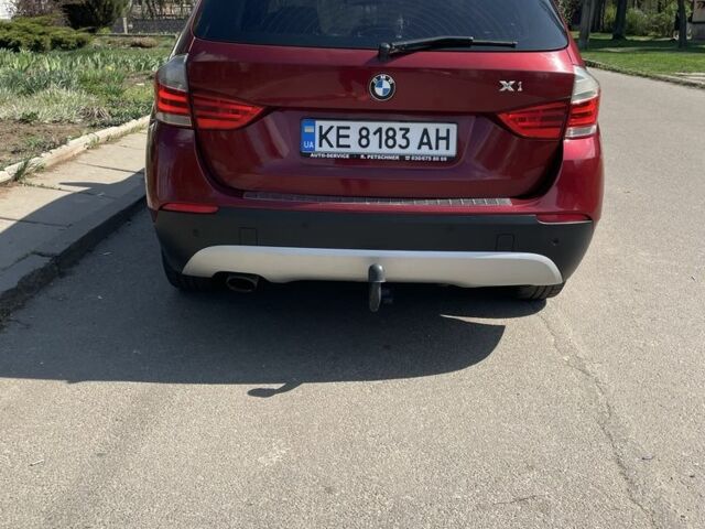 Красный БМВ Х1, объемом двигателя 2 л и пробегом 398 тыс. км за 12500 $, фото 5 на Automoto.ua