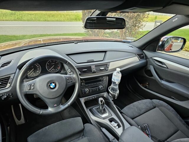 Красный БМВ Х1, объемом двигателя 2 л и пробегом 55 тыс. км за 18500 $, фото 5 на Automoto.ua