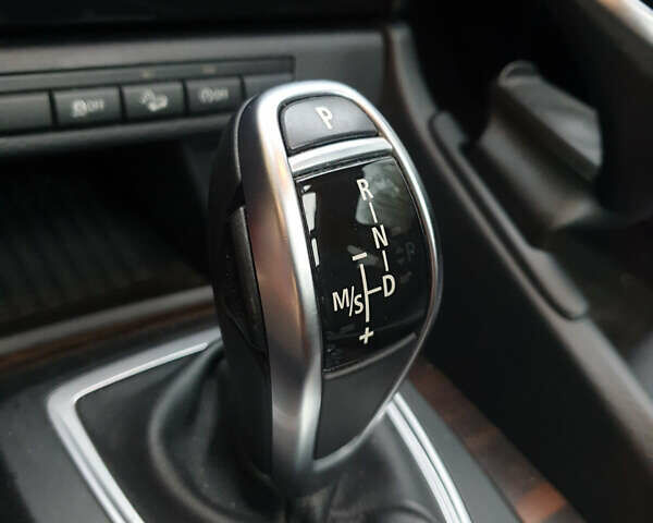 Червоний БМВ Х1, об'ємом двигуна 2 л та пробігом 215 тис. км за 14500 $, фото 4 на Automoto.ua