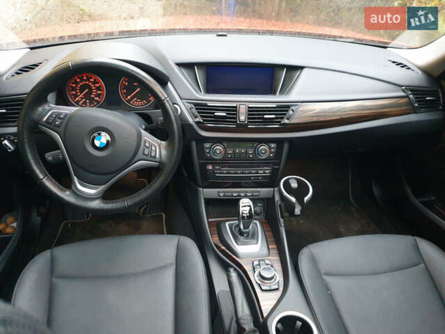 Червоний БМВ Х1, об'ємом двигуна 2 л та пробігом 215 тис. км за 14500 $, фото 9 на Automoto.ua