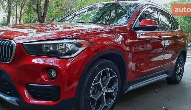 Красный БМВ Х1, объемом двигателя 2 л и пробегом 46 тыс. км за 23000 $, фото 5 на Automoto.ua