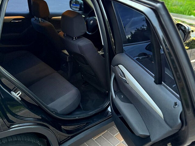 БМВ Х1, объемом двигателя 2 л и пробегом 300 тыс. км за 9900 $, фото 11 на Automoto.ua