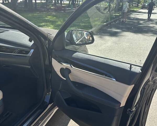 БМВ Х1, объемом двигателя 2 л и пробегом 136 тыс. км за 17500 $, фото 11 на Automoto.ua