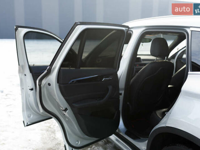 БМВ Х1, объемом двигателя 2 л и пробегом 120 тыс. км за 18500 $, фото 24 на Automoto.ua