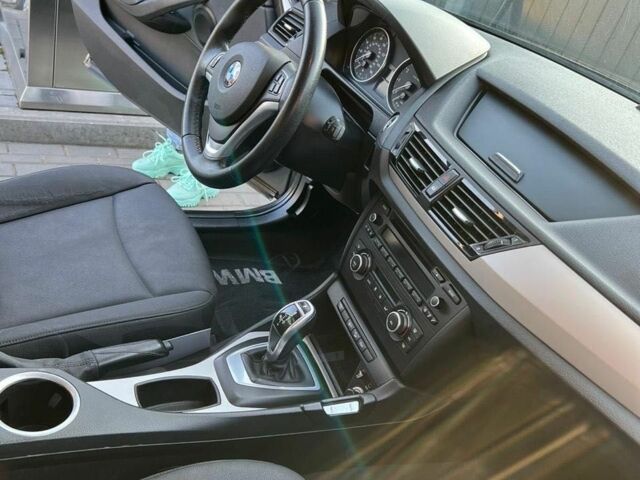 Серый БМВ Х1, объемом двигателя 2 л и пробегом 230 тыс. км за 6900 $, фото 9 на Automoto.ua