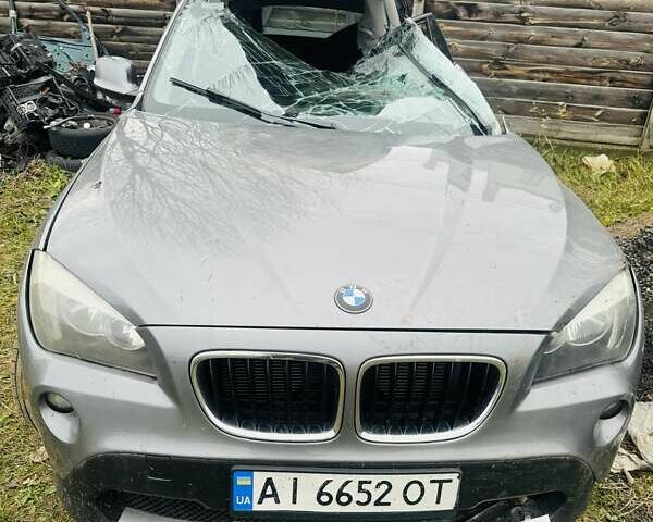 Сірий БМВ Х1, об'ємом двигуна 2 л та пробігом 270 тис. км за 3200 $, фото 1 на Automoto.ua
