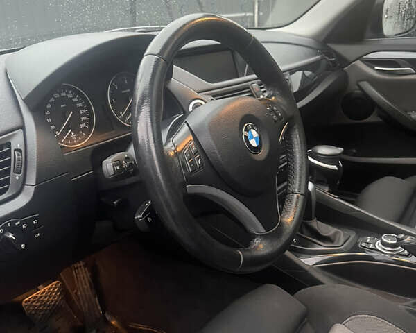 Серый БМВ Х1, объемом двигателя 2 л и пробегом 249 тыс. км за 13200 $, фото 7 на Automoto.ua
