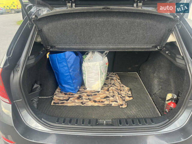 Серый БМВ Х1, объемом двигателя 2 л и пробегом 280 тыс. км за 14500 $, фото 18 на Automoto.ua