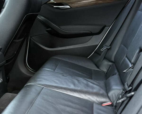 Серый БМВ Х1, объемом двигателя 2 л и пробегом 200 тыс. км за 9800 $, фото 21 на Automoto.ua