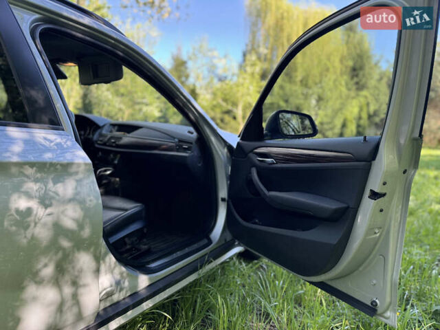 Серый БМВ Х1, объемом двигателя 2.98 л и пробегом 194 тыс. км за 10500 $, фото 10 на Automoto.ua