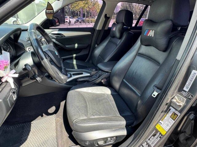 Серый БМВ Х1, объемом двигателя 2 л и пробегом 300 тыс. км за 9290 $, фото 7 на Automoto.ua