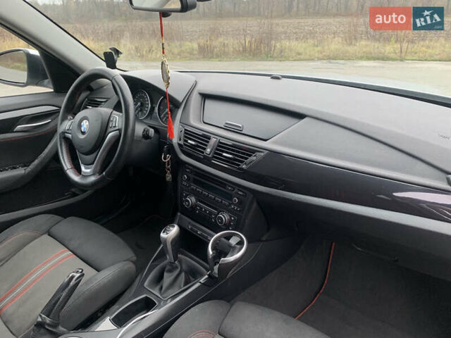 Серый БМВ Х1, объемом двигателя 2 л и пробегом 250 тыс. км за 10500 $, фото 22 на Automoto.ua