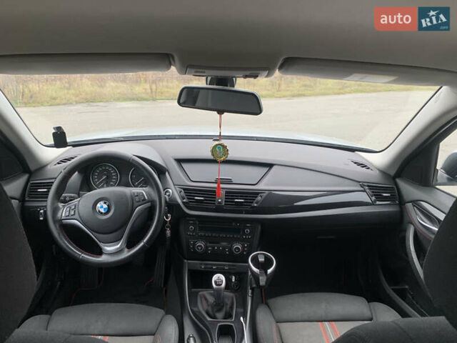 Серый БМВ Х1, объемом двигателя 2 л и пробегом 250 тыс. км за 10500 $, фото 23 на Automoto.ua
