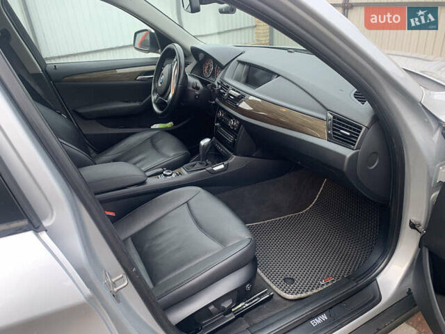 Серый БМВ Х1, объемом двигателя 3 л и пробегом 148 тыс. км за 11500 $, фото 5 на Automoto.ua