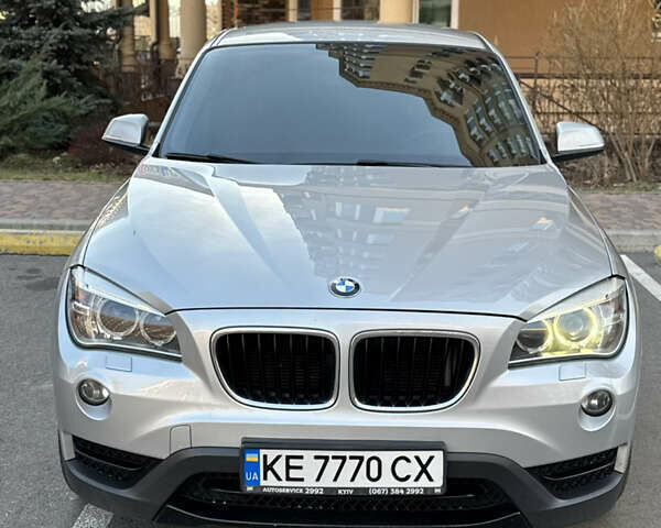 Серый БМВ Х1, объемом двигателя 2 л и пробегом 210 тыс. км за 11000 $, фото 4 на Automoto.ua