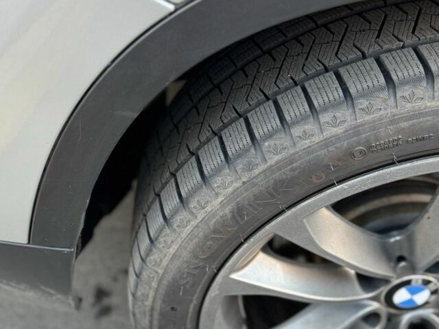 Сірий БМВ Х1, об'ємом двигуна 2 л та пробігом 210 тис. км за 12000 $, фото 5 на Automoto.ua