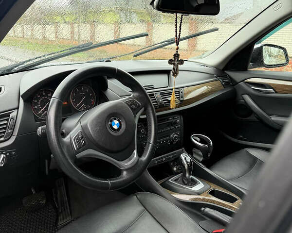 Сірий БМВ Х1, об'ємом двигуна 2 л та пробігом 162 тис. км за 11500 $, фото 11 на Automoto.ua