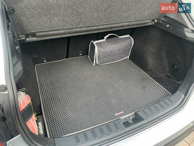 Серый БМВ Х1, объемом двигателя 3 л и пробегом 148 тыс. км за 11500 $, фото 8 на Automoto.ua