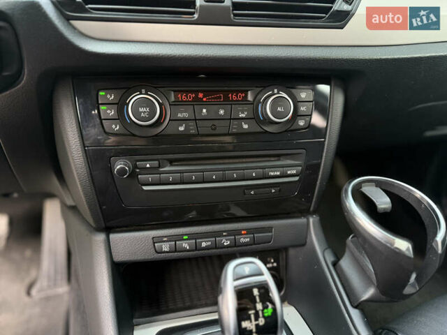 Серый БМВ Х1, объемом двигателя 2 л и пробегом 141 тыс. км за 11700 $, фото 33 на Automoto.ua