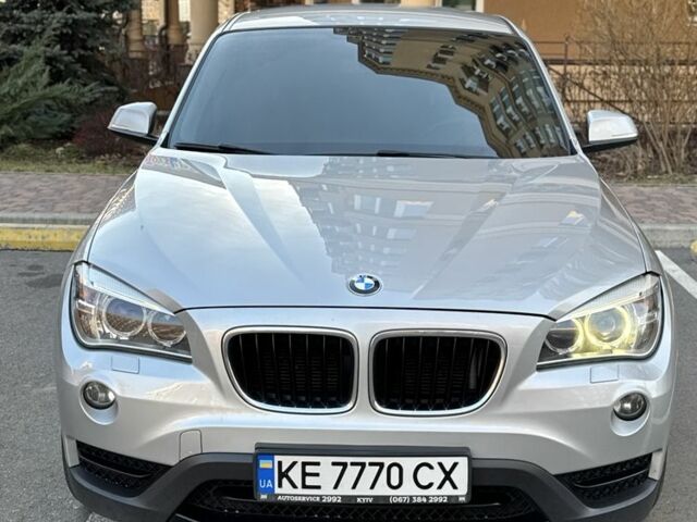 Сірий БМВ Х1, об'ємом двигуна 2 л та пробігом 210 тис. км за 12000 $, фото 2 на Automoto.ua