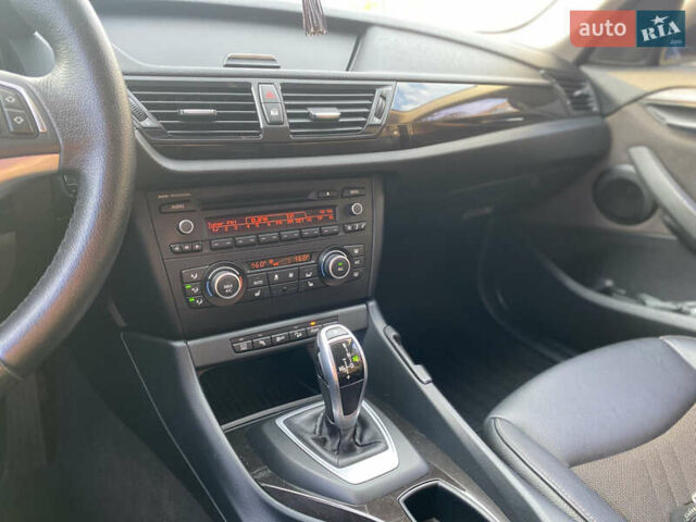 Сірий БМВ Х1, об'ємом двигуна 2 л та пробігом 167 тис. км за 14100 $, фото 14 на Automoto.ua